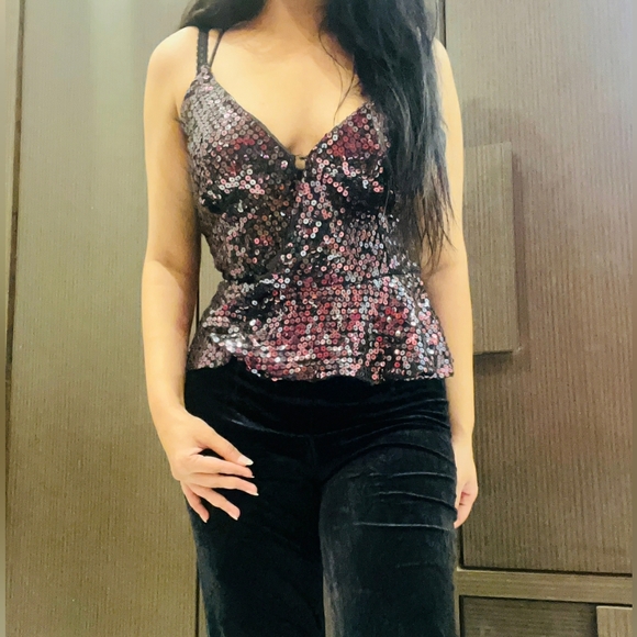 the gilbert Tops - Sequins peplum top